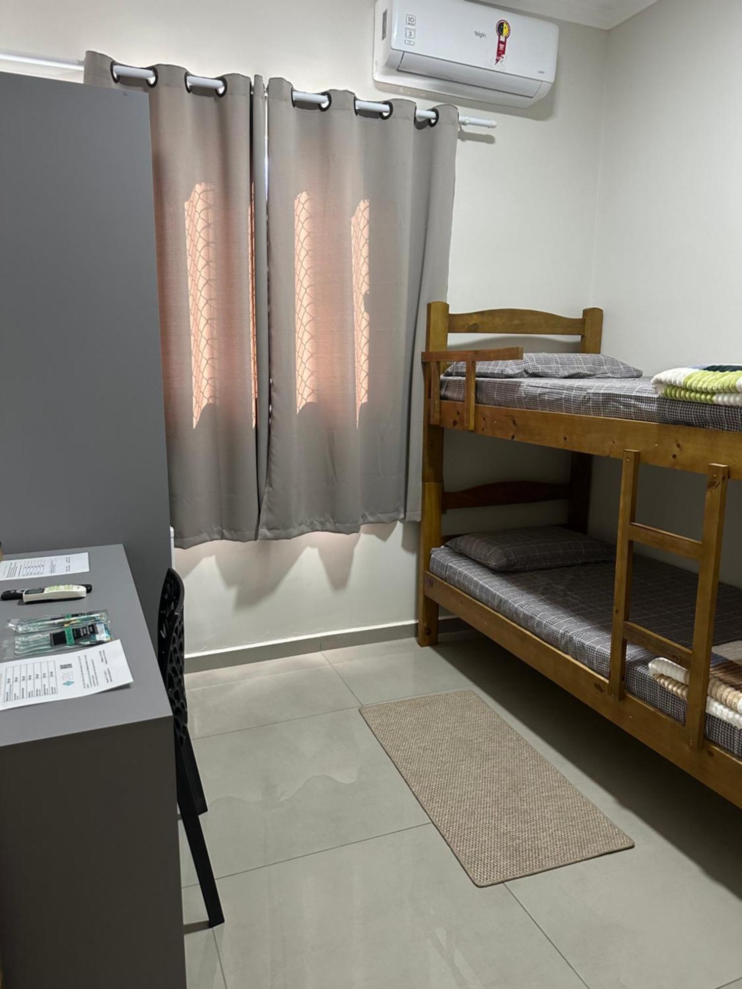 Guaru Inn Hostel Guarulhos Exteriör bild