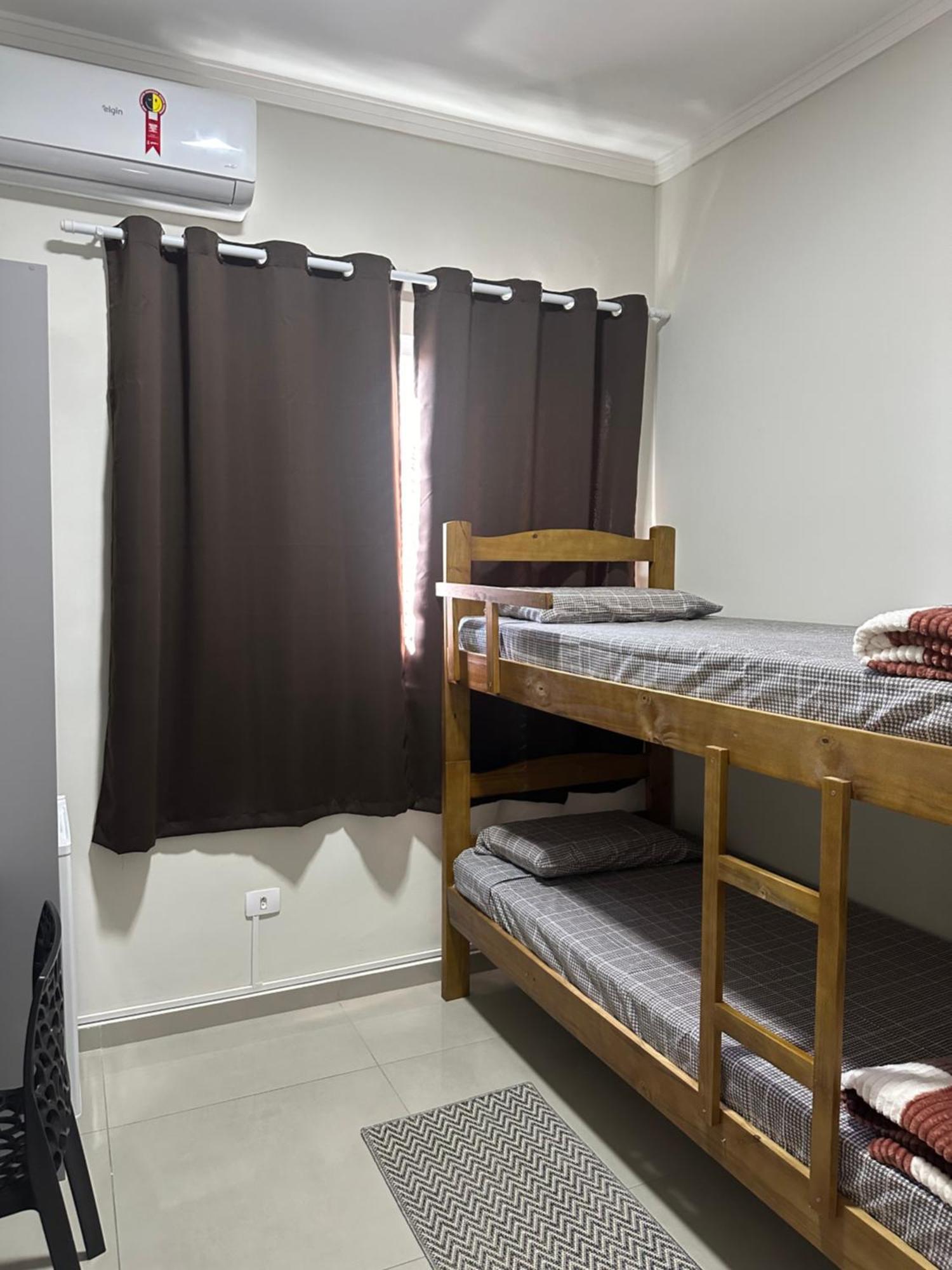 Guaru Inn Hostel Guarulhos Exteriör bild